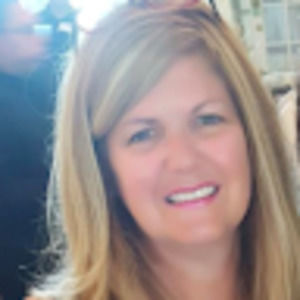 Meet your Posher, Lorraine